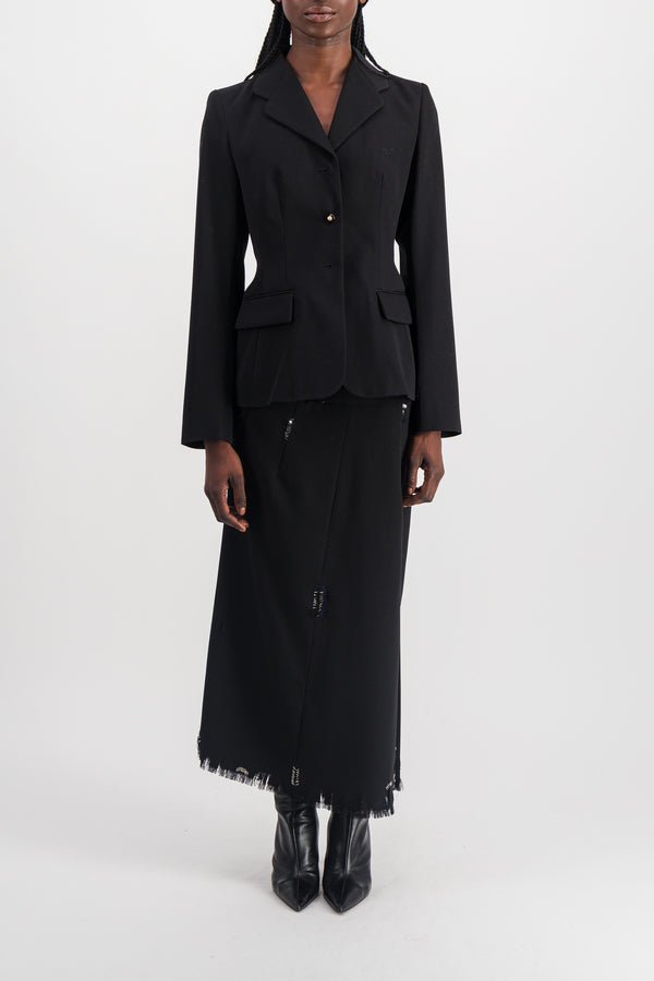 Fitted tailoring virgin wool blazer