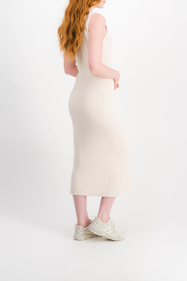 Knitted A-line maxi dress with zipped front