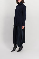 Oversize funnel neck sweater